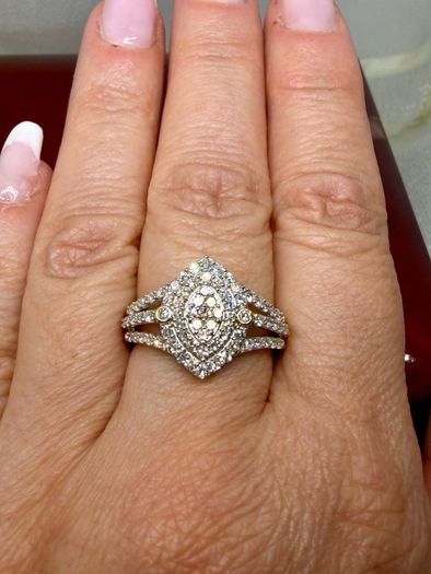 Lab Grown Diamond (VS/EF) Ring
