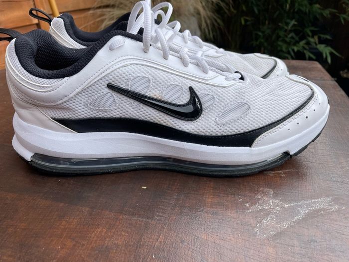 Nike Air Max size 11