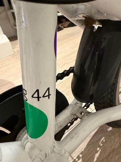 Frog bike (size 44 - age 3-6)