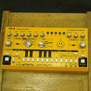 Behringer TD3