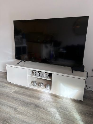 Gloss Tv Stand
