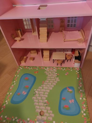 Dolls house