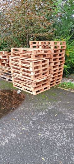 free pallets and timber