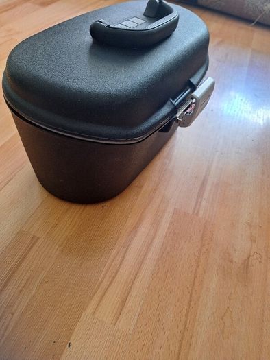 OFFER ACCEPTED .. Vanity Case from Samsonite .. Price Drop