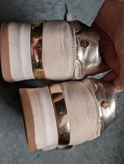 Ladies Trainers by Tommy Bowe