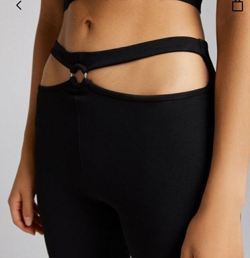 Brand new Flare cut out trousers , BERSHKA, SOZE S