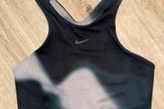 Nike dri-fit sports bra in size S/36