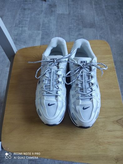 Nike trainers(size 5)