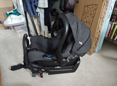 Joie car seat i-gemm with iso-fix base
