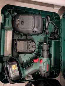 Bosch Combi Drill + 2 batteries