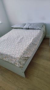Double bed frame