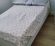 Double bed frame