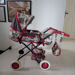 Dolls buggy