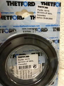 Thetford cassette lip seal before 2000
