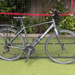Giant escape road bike