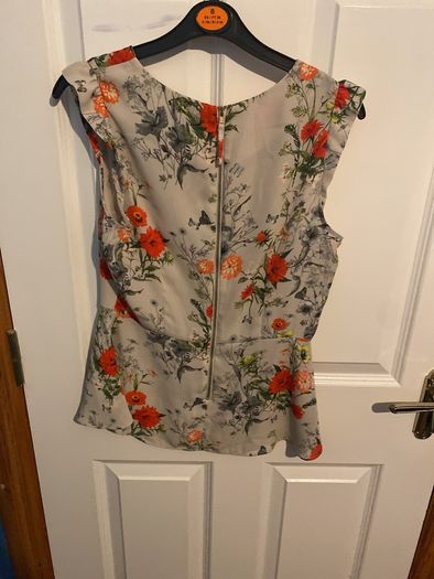 Ladies Oasis Top size 10