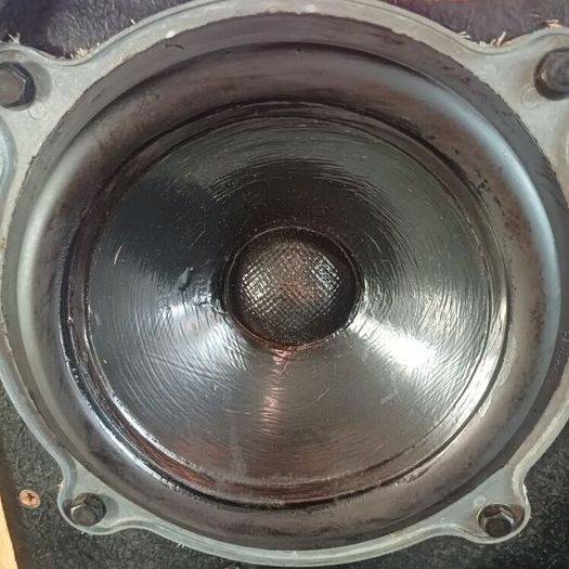 VINTAGE Gold Bowers and Wilkins DM2 Transmission Line Speakers with the iconic Coles 4001G super-tweeter