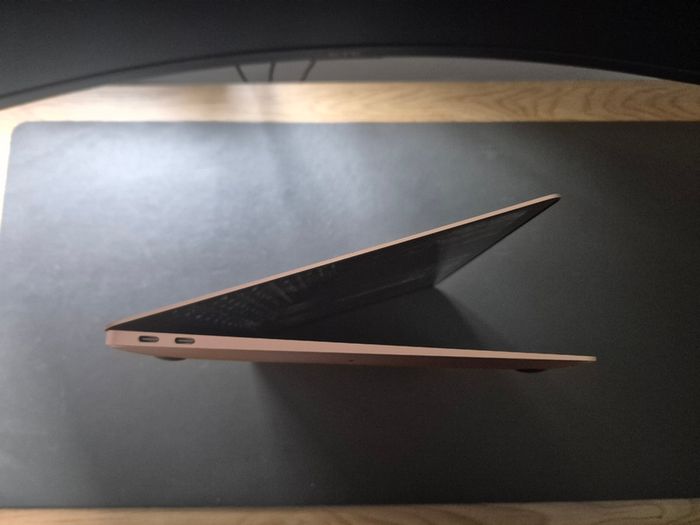 Apple MacBook Air M1 A2237 (2020) in Rose Gold