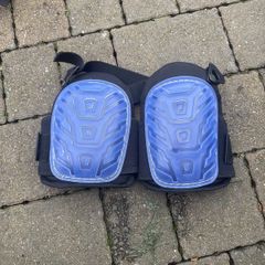 knee pads