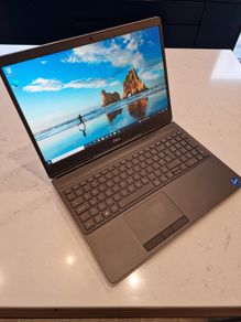 Dell Precision 7560 laptop