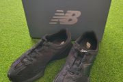 New Balance black 327 Junior trainers
