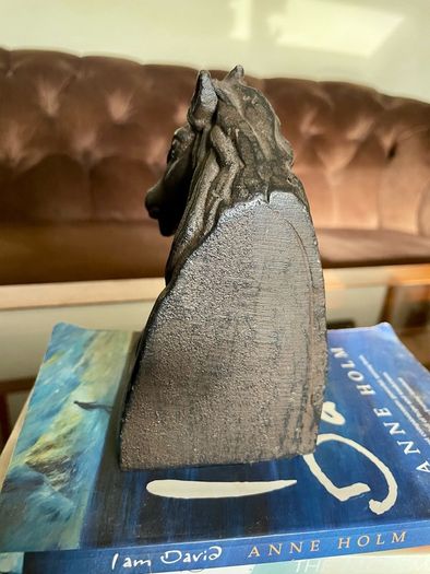 Set of 2 Textured Bronzed Metal Horse Head Bookends