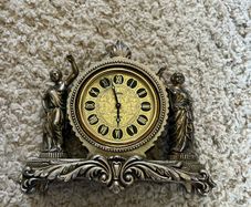 Mantel clock