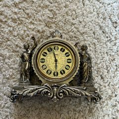 Mantel clock