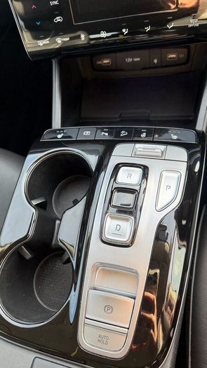 2021 Hyundai Tuscon Executive Plus HEV 94,000km