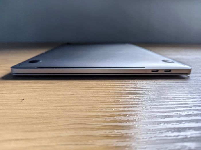 Apple Macbook Pro 2018 13 Inch 16GB A1989