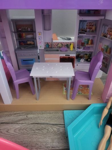 Barbie Dream House