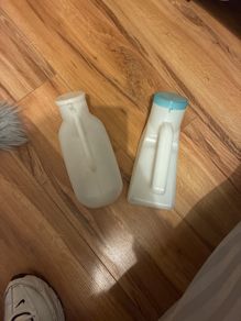 urine bottles