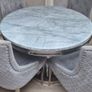 Dinning Table And 4 Chairs Image 3