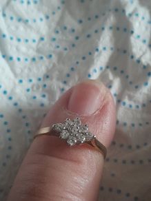 ladies 9ct gold ring