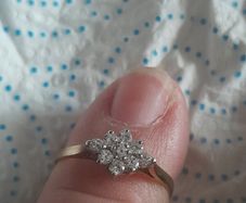 ladies 9ct gold ring