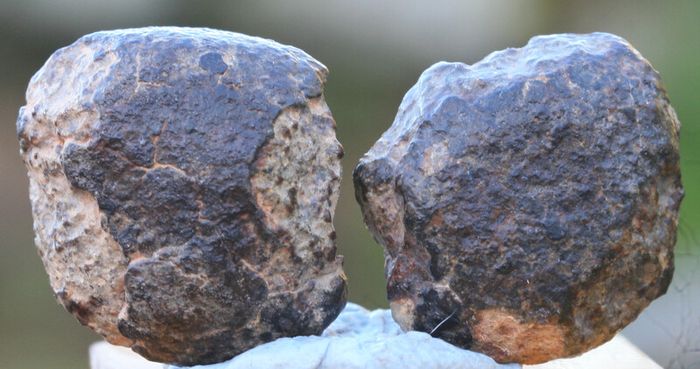 Meteorite 14.68 grams NWA 869 cut in 2