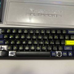 FL-Esports FL680 65% wireless mechanical keyboard, tri-mode, hot-swappable, RGB, excellent condition