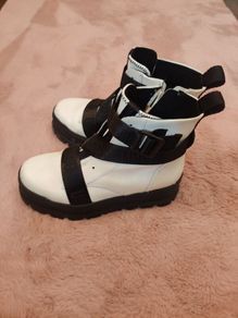 ugg boots size 3