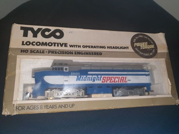 Vintage Tyco Midnight Special Dieisel Locomotive #1060