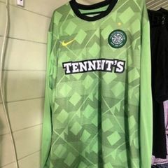 Celtic Nike 2010/2011 jersey together or separately