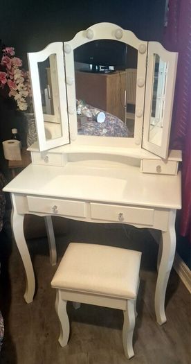 Vanity Table