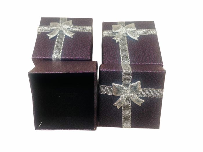 Folding Velour Necklace Displays