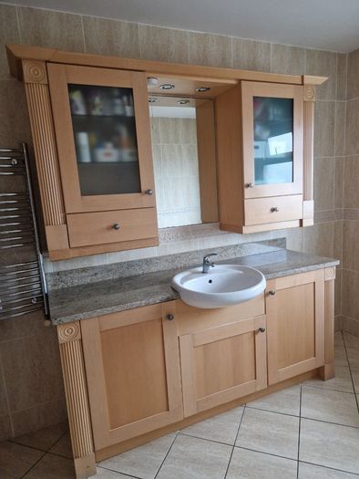 Bathroom unit