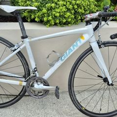 Road racing bike