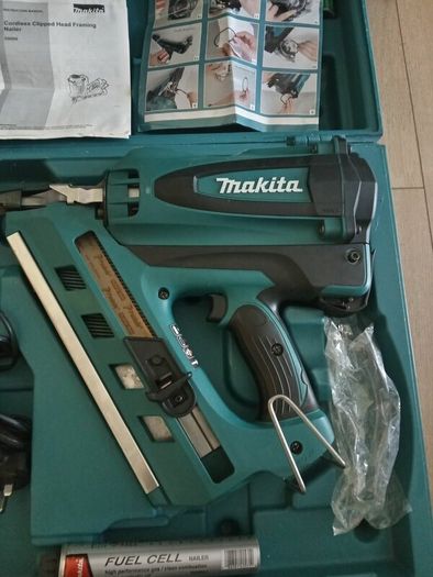 Makita GN900SE 1st fix(Framing) cordless nailer.