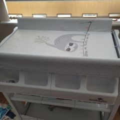 baby changing unit