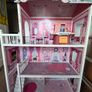 Doll house Image 3