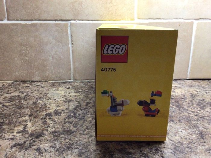 Mini knights castle Lego set no 40775 - brand new and unopened