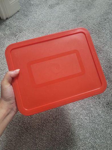 lunch boxes