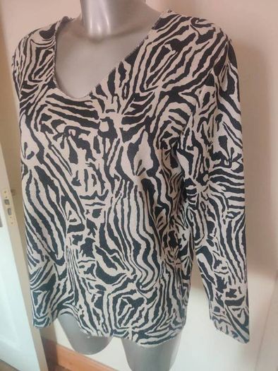 Zebra print glitter V-neck long sleeve blouse size UK14 EU42 Postage included